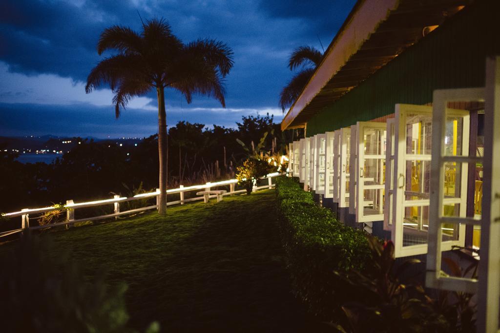 Galina Breeze Hotel Port Maria Exterior photo